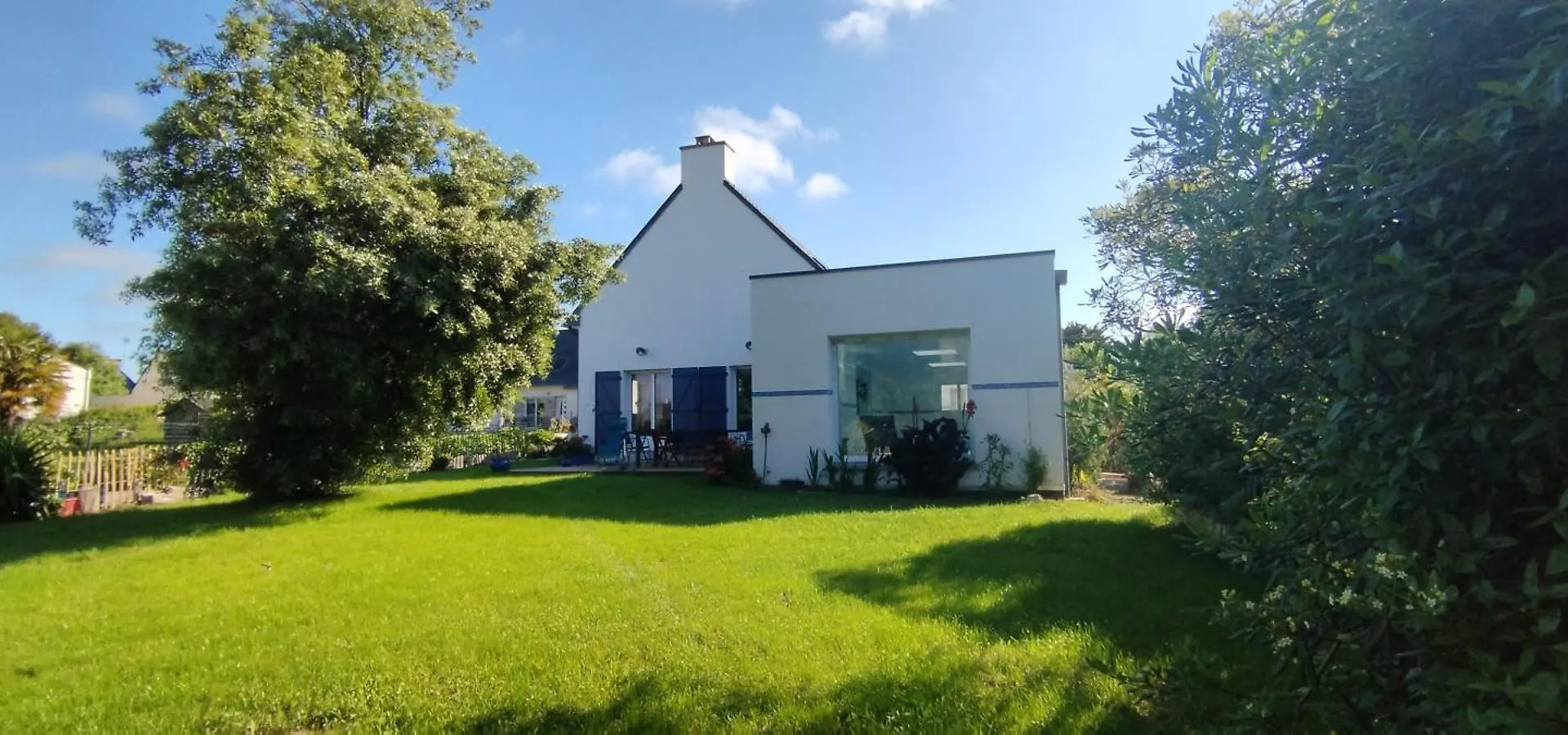 Beach At 300 M, Swimming Pool 29 Celsuis, 5 Bedrooms, 4 Bathrooms, Quiet Bénodet 0*,