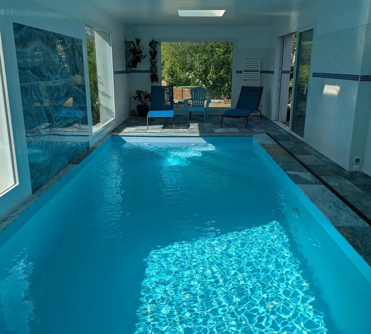 Beach At 300 M, Swimming Pool 29 Celsuis, 5 Bedrooms, 4 Bathrooms, Quiet Bénodet Willa