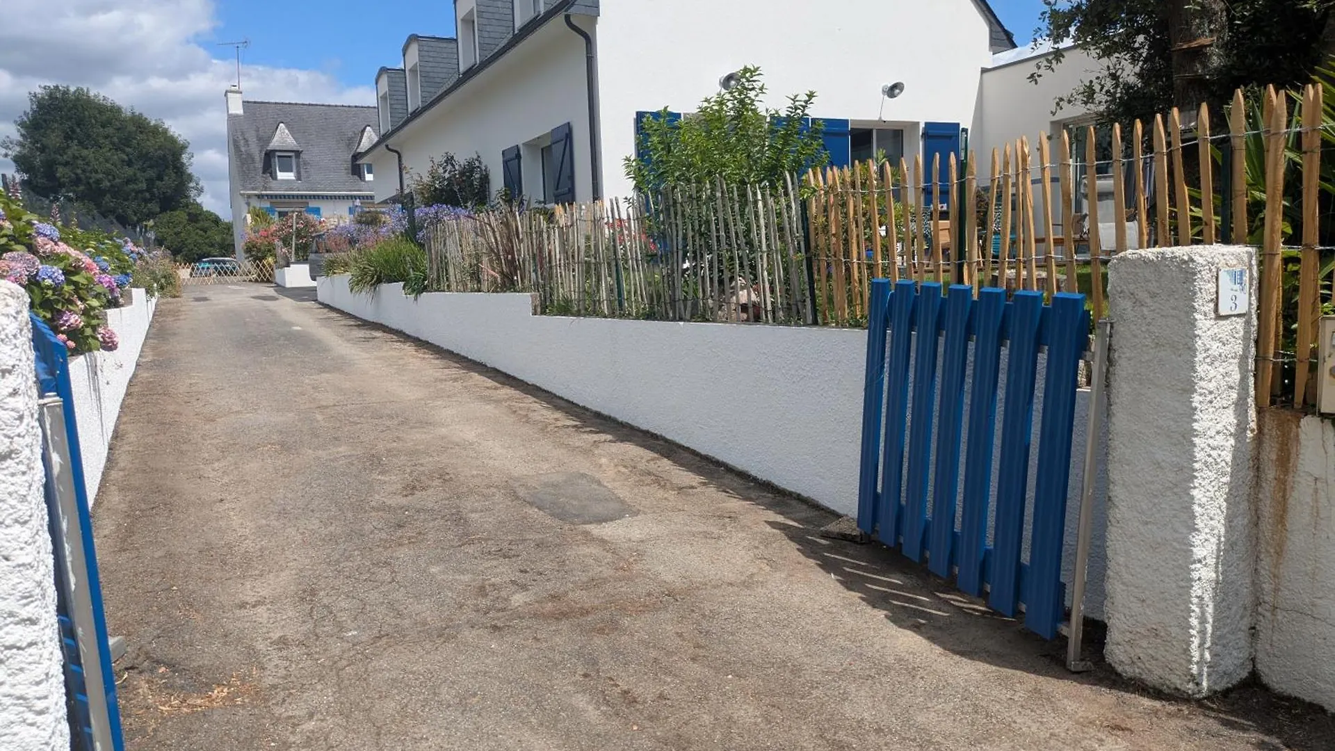 Willa Beach At 300 M, Swimming Pool 29 Celsuis, 5 Bedrooms, 4 Bathrooms, Quiet Bénodet